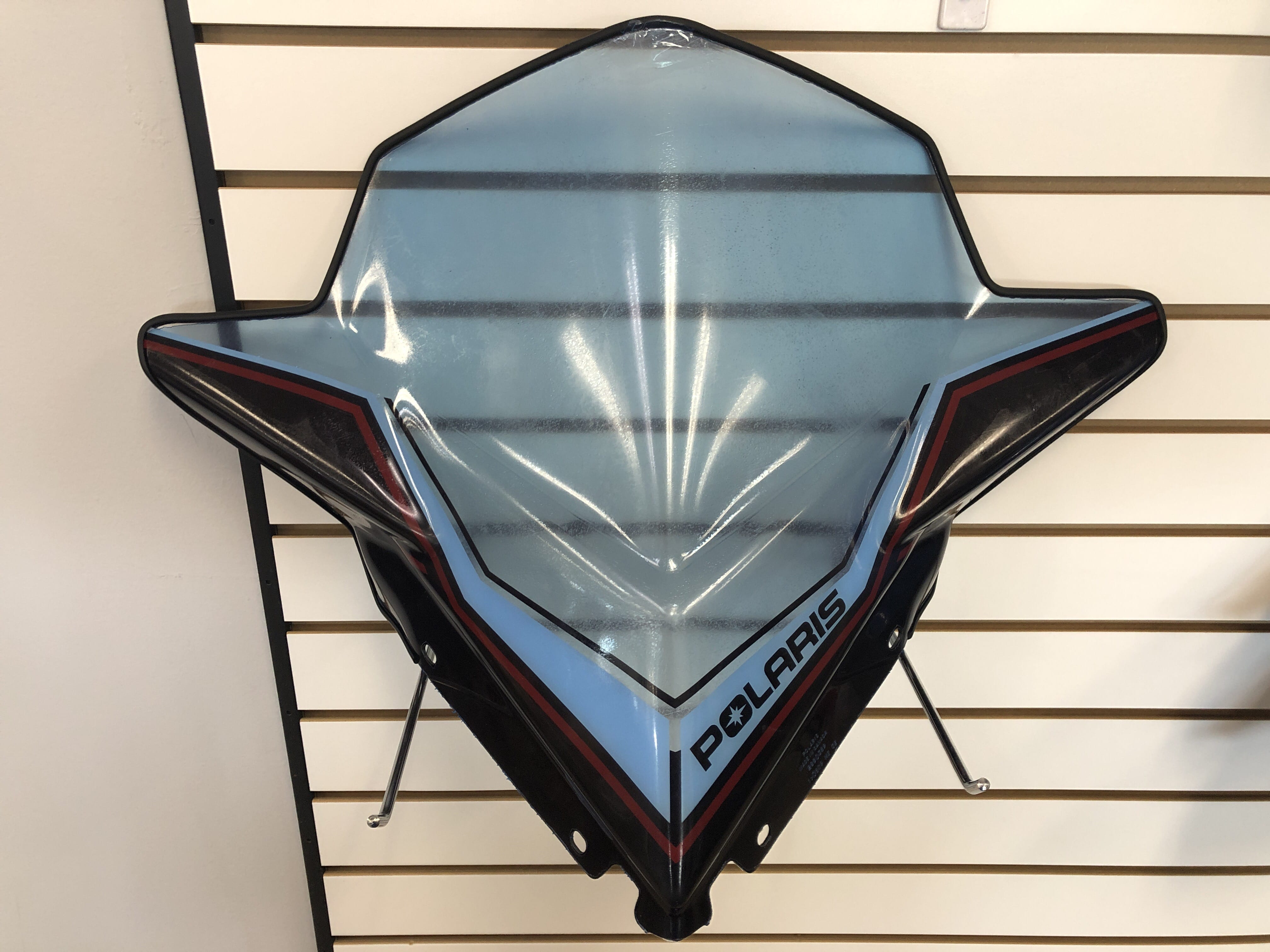 WINDSHIELD-MID CLEAR W/LOGO